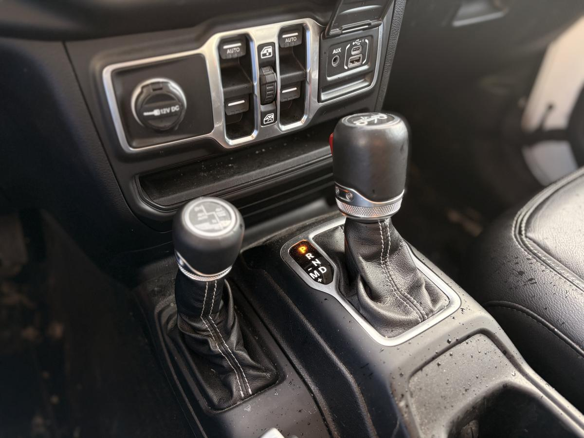 2018 Jeep Wrangler - Image 19