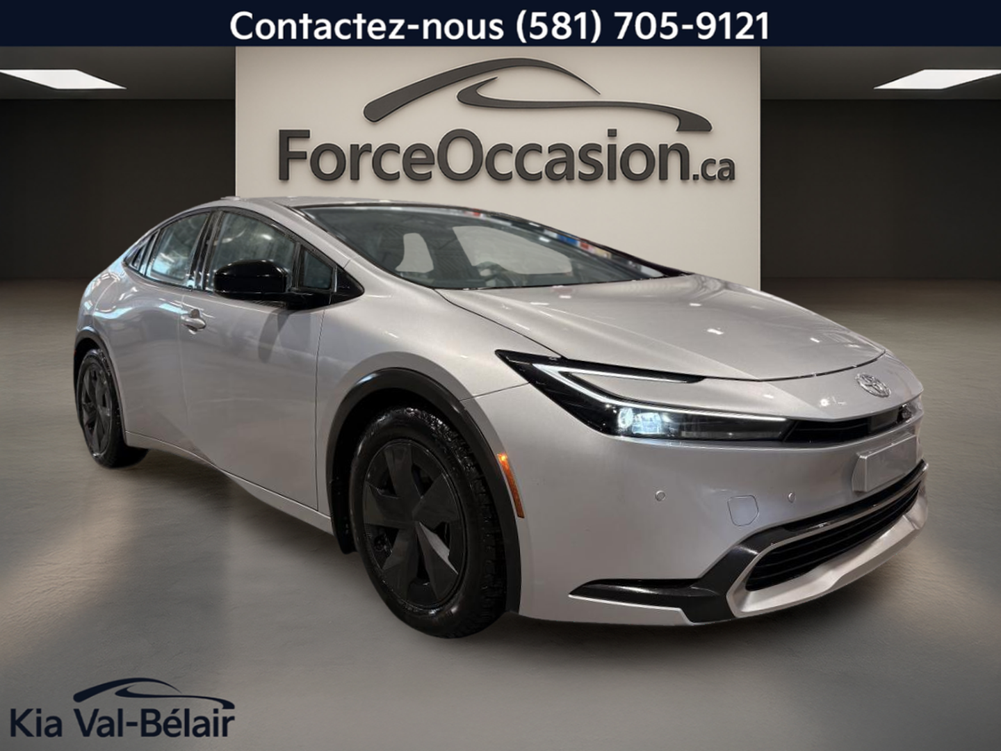 2025 Toyota Prius Plug-In Hybrid - Image 3