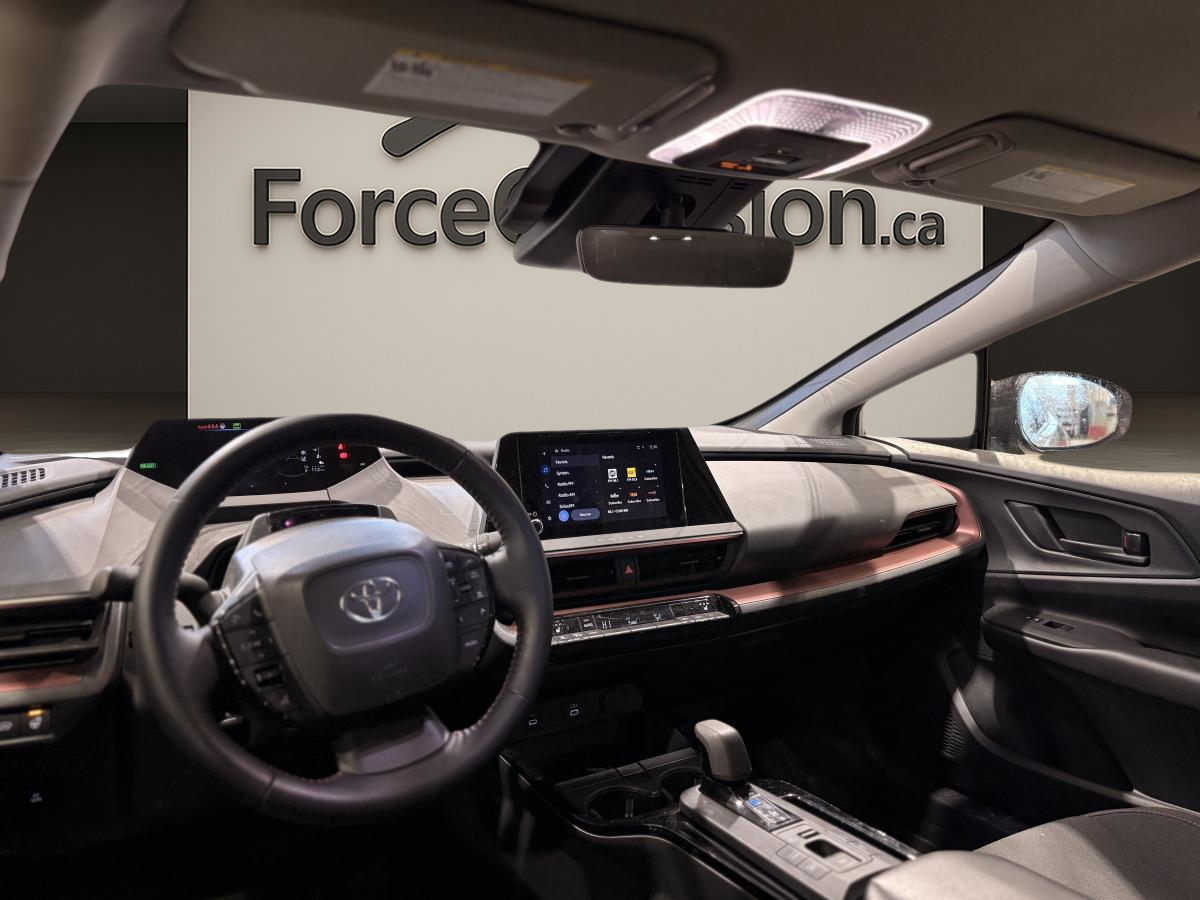 2025 Toyota Prius Plug-In Hybrid - Image 5