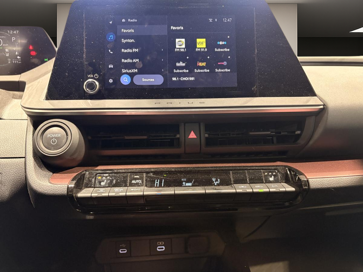 2025 Toyota Prius Plug-In Hybrid - Image 19