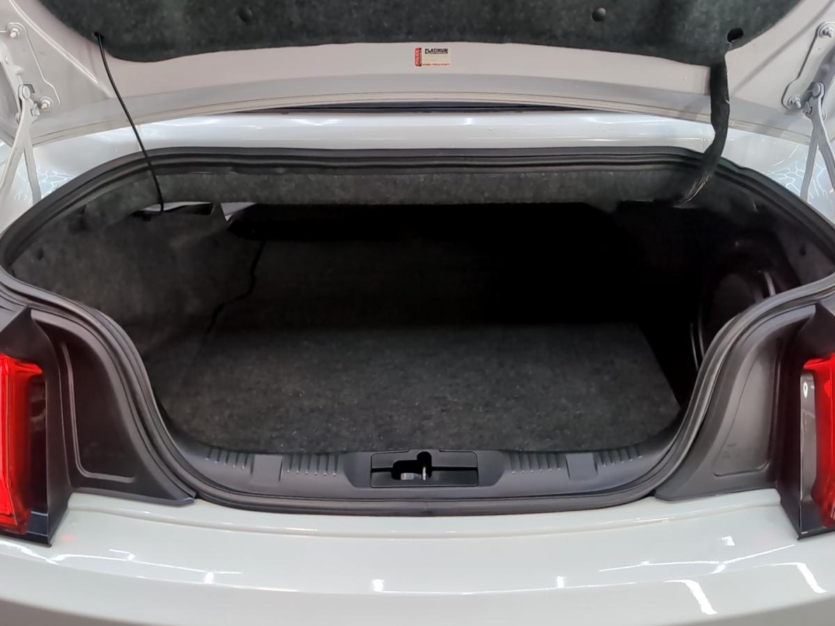 2018 Ford Mustang - Image 7