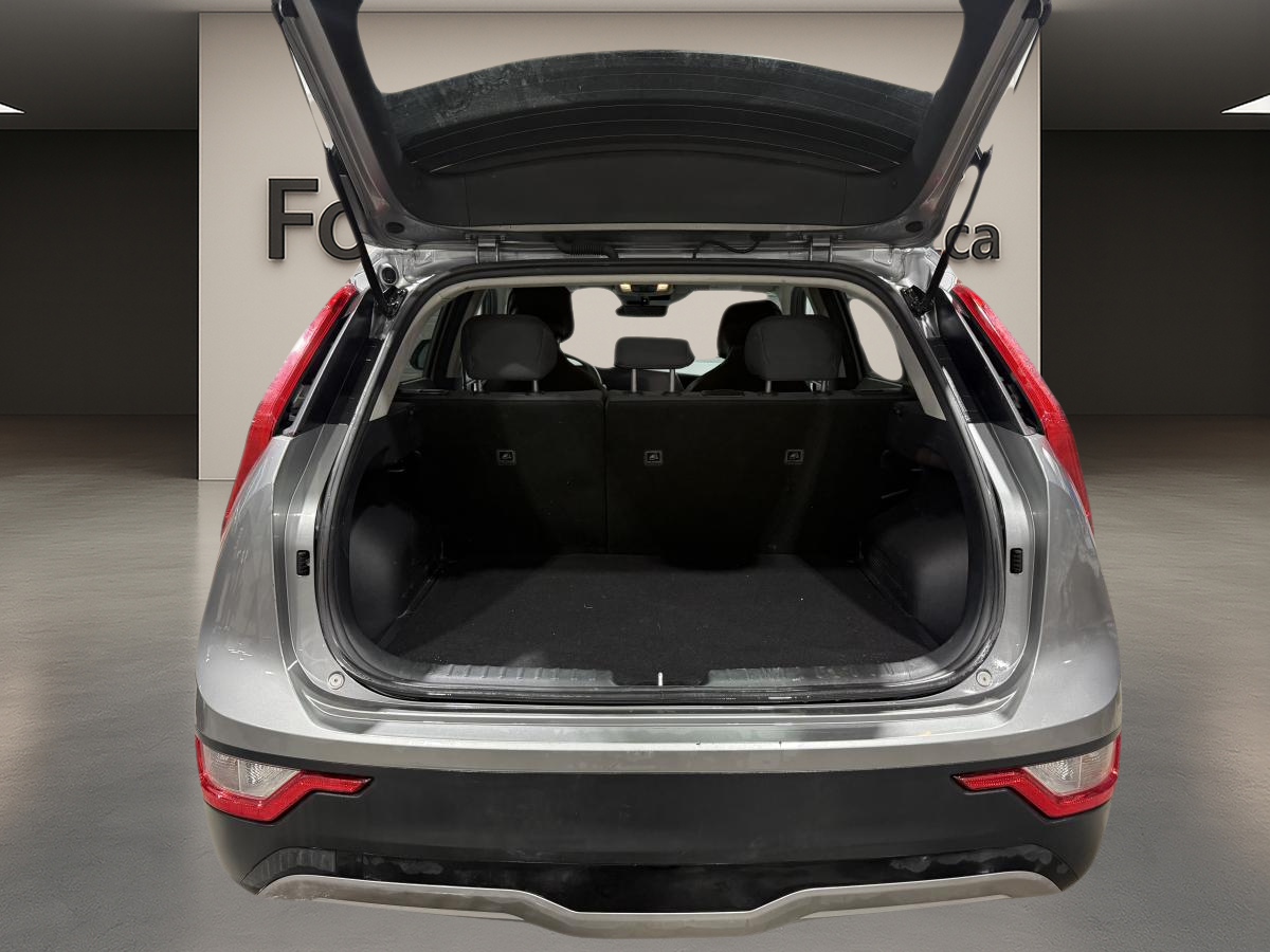 2023 Kia Niro EV - Image 8