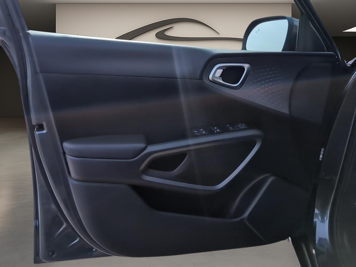 2023 Kia Soul - Image 19