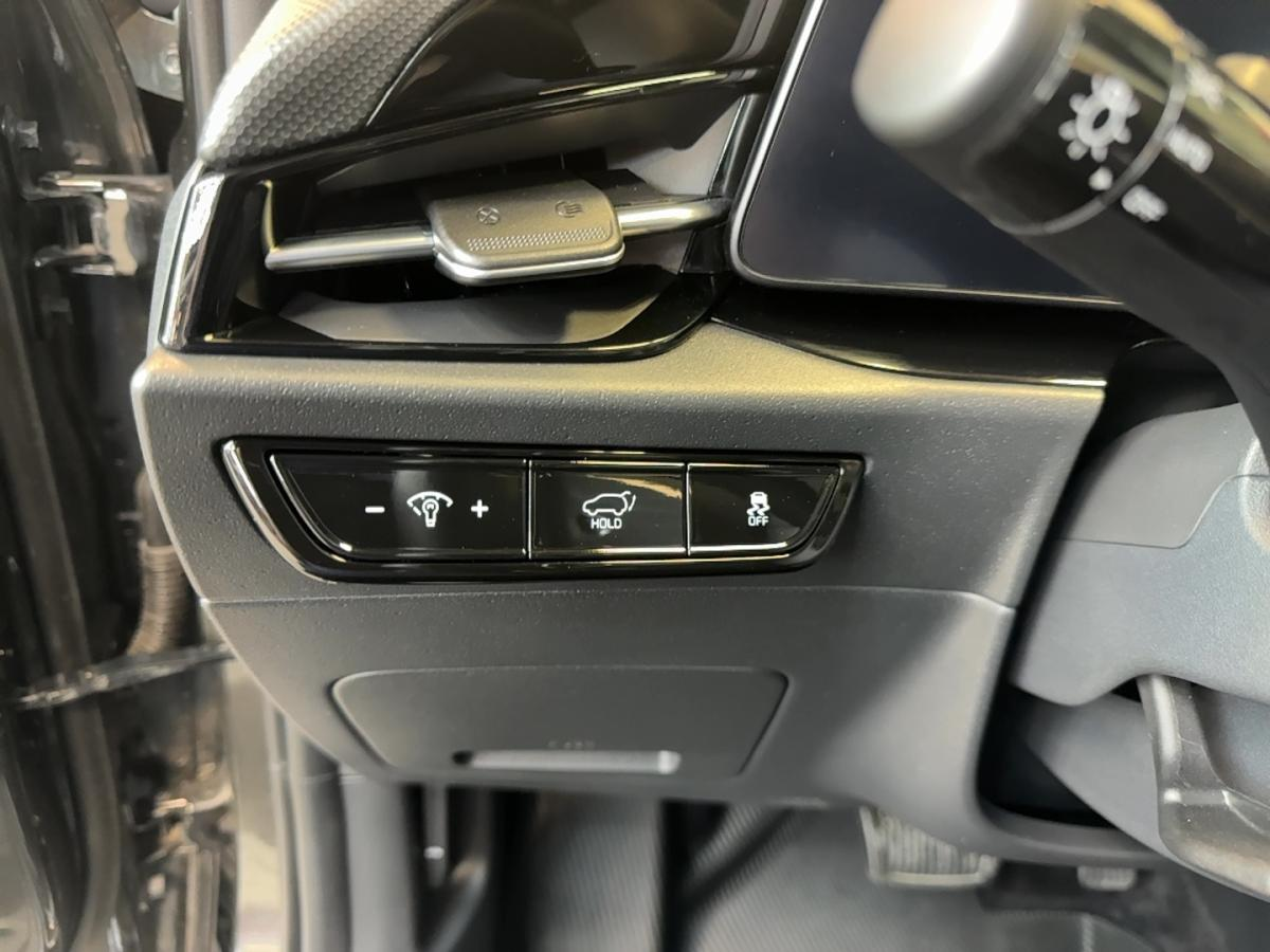 2025 Kia Niro EV - Image 21