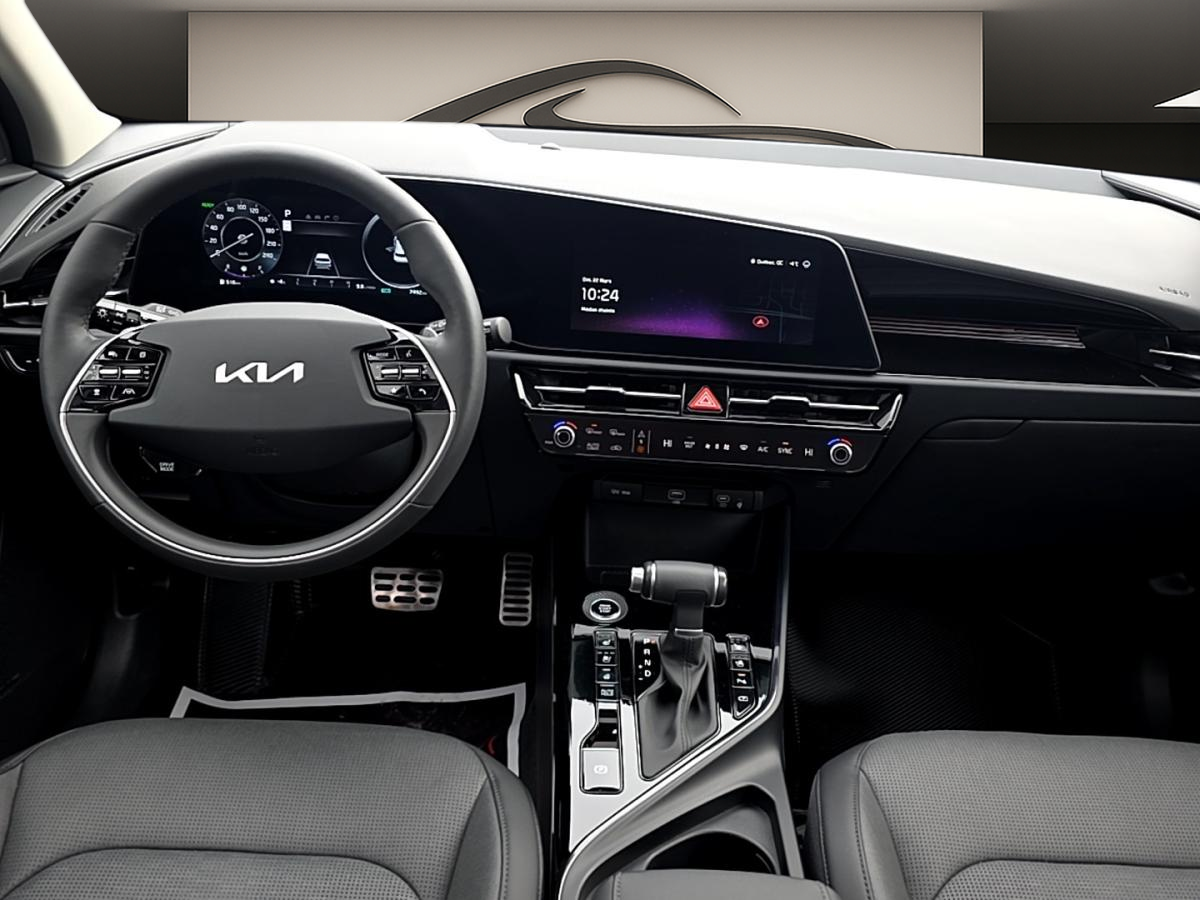 2025 Kia Niro HEV - Image 4