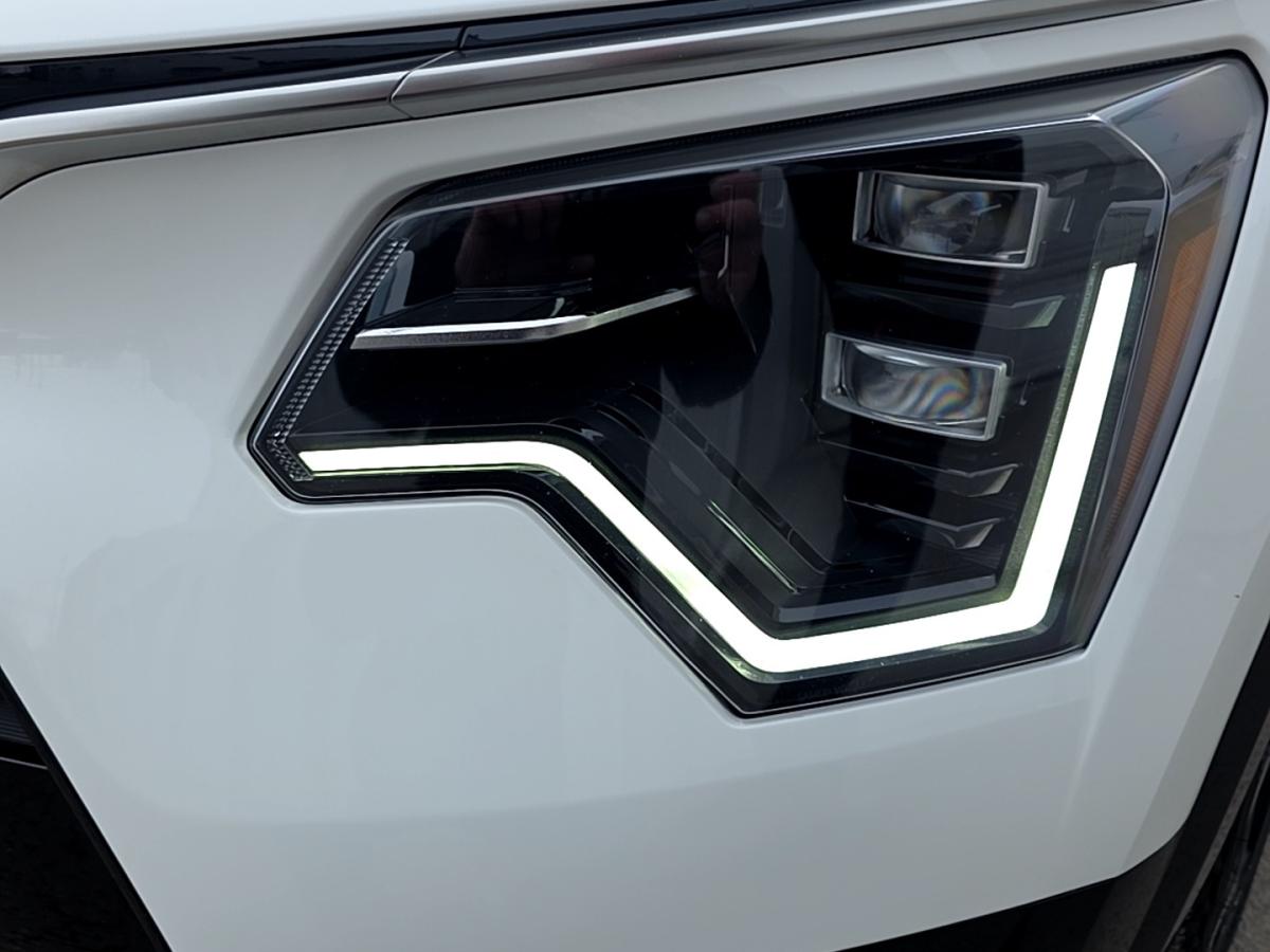 2025 Kia Niro HEV - Image 26