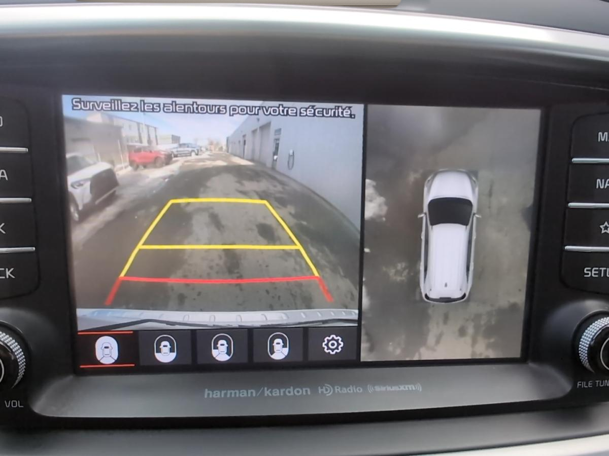 2019 Kia Sorento - Image 16