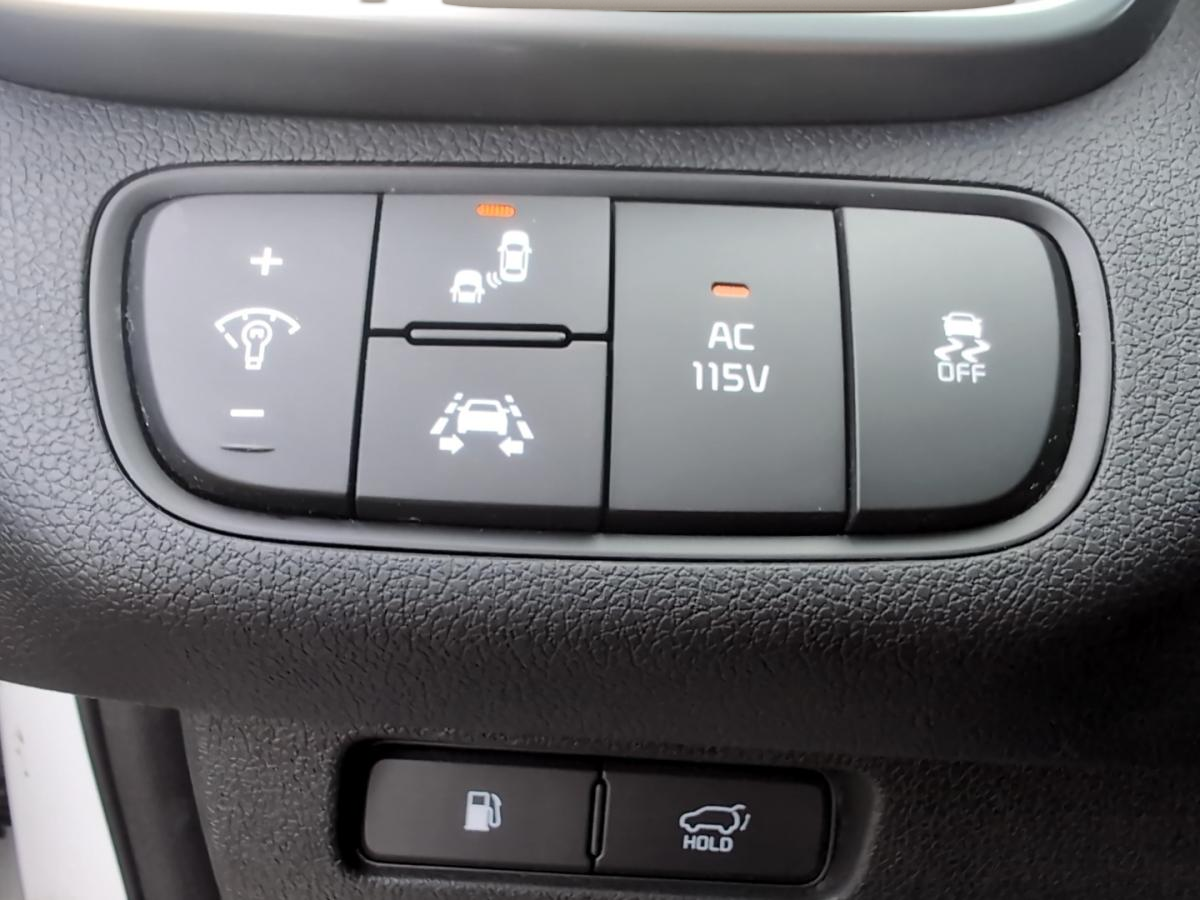 2019 Kia Sorento - Image 21