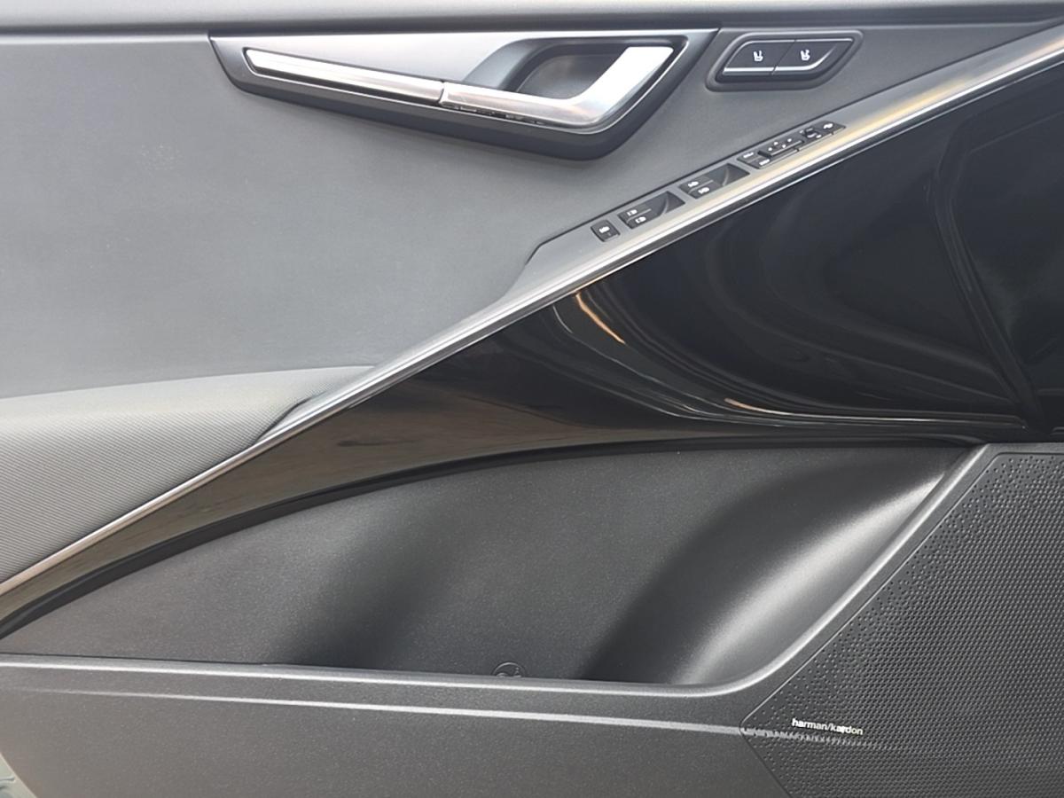 2024 Kia Niro EV - Image 7