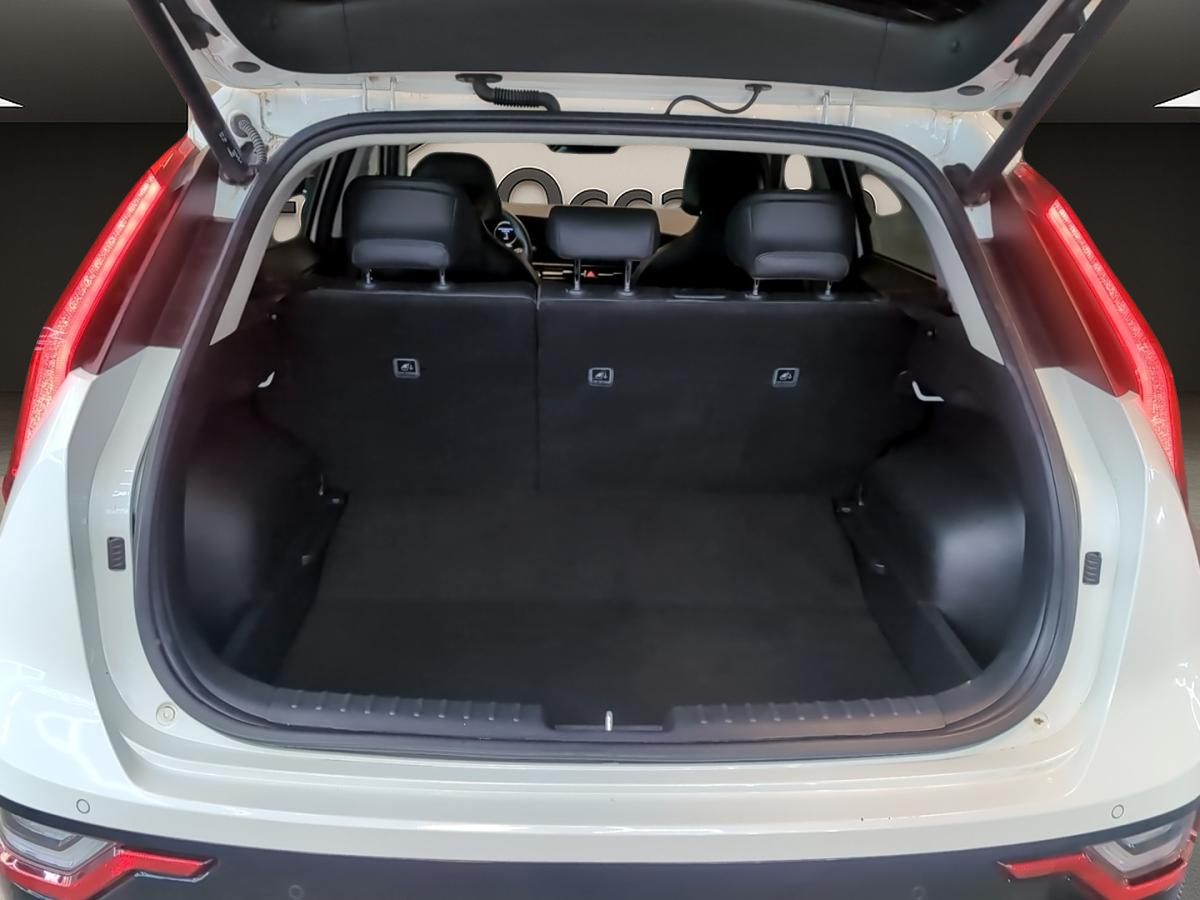 2023 Kia Niro EV - Image 8