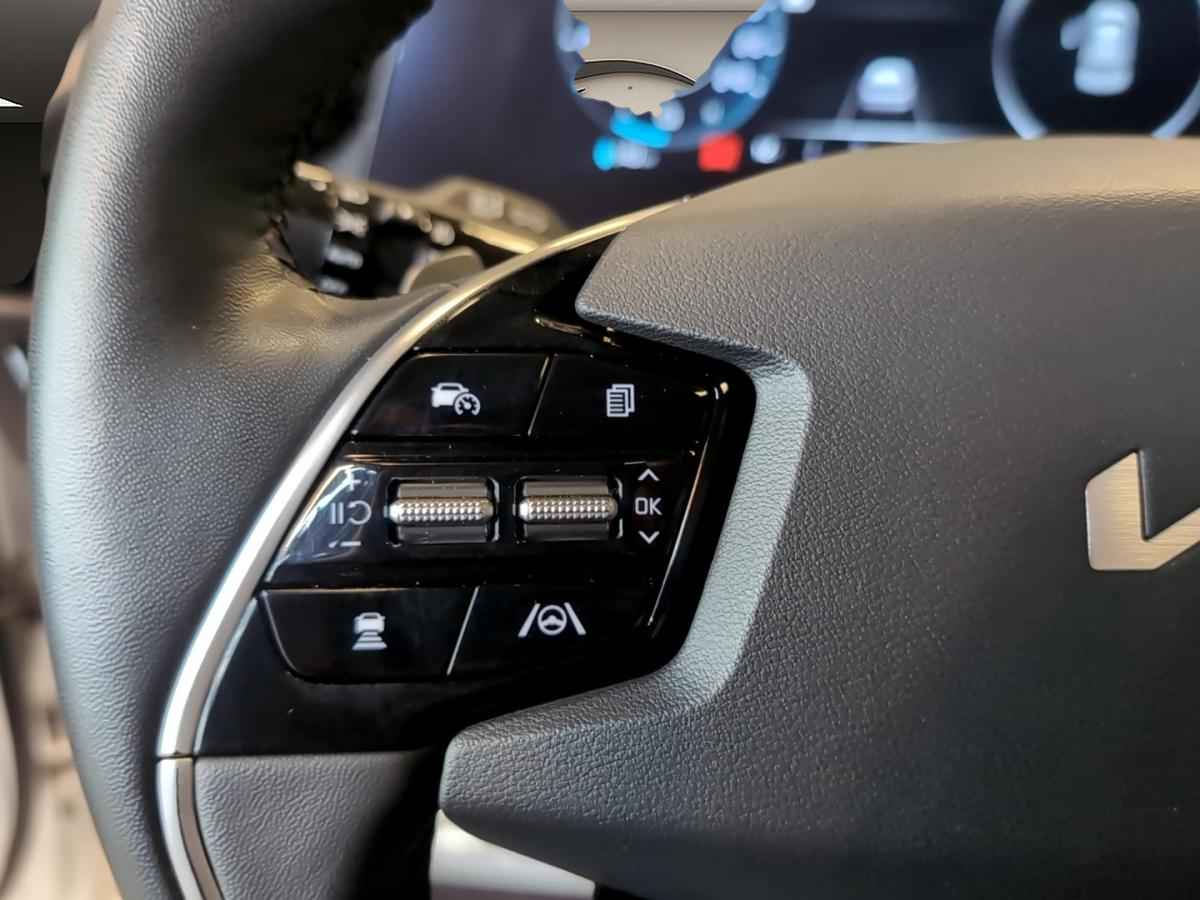 2023 Kia Niro EV - Image 15