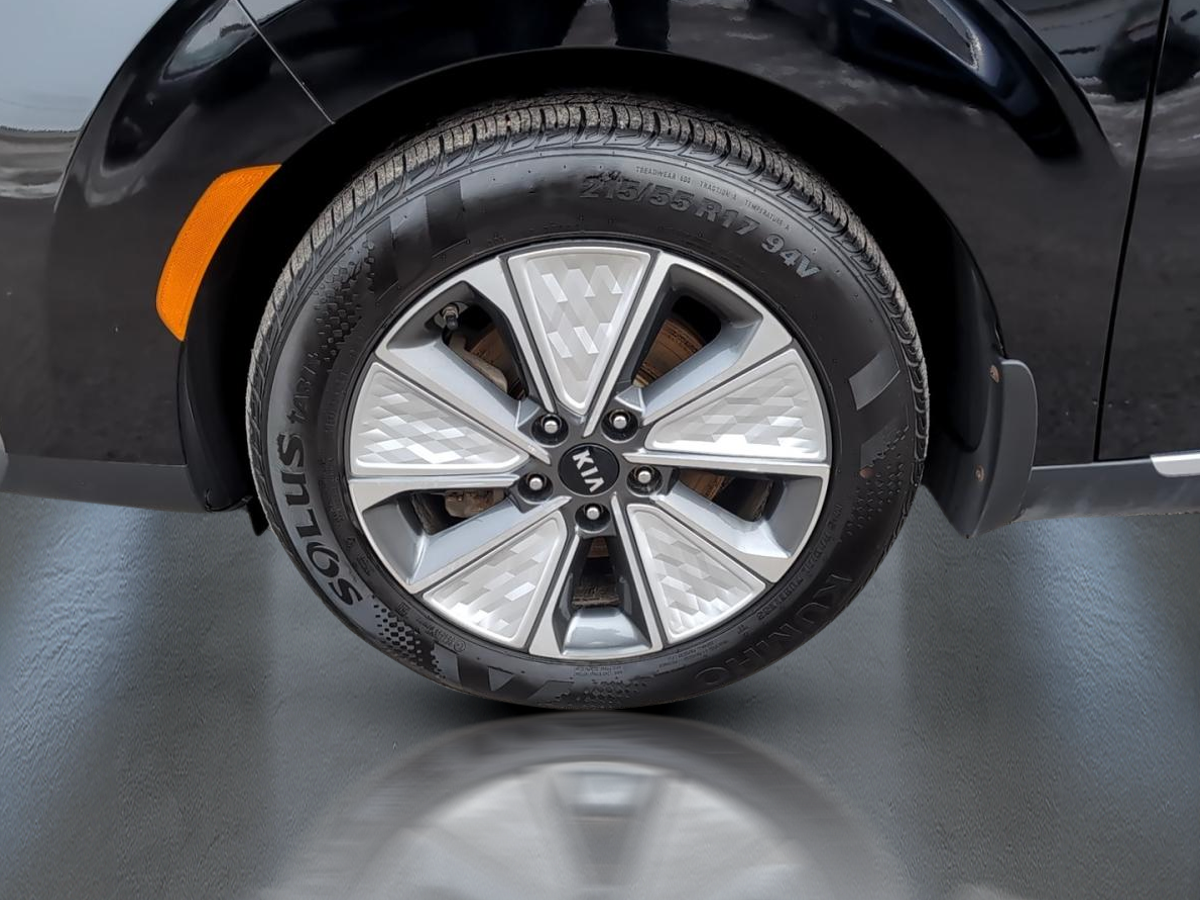 2021 Kia Soul EV - Image 12