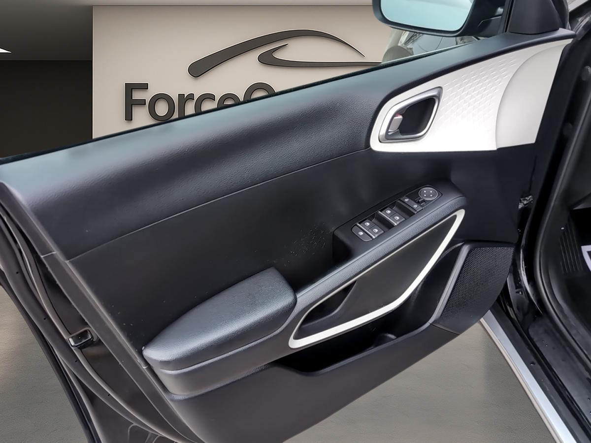 2021 Kia Soul EV - Image 22