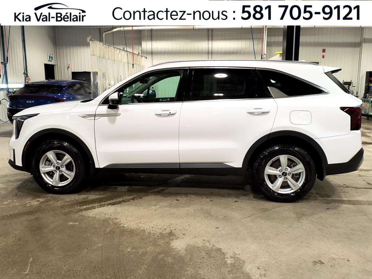 2025 Kia Sorento - Image 6