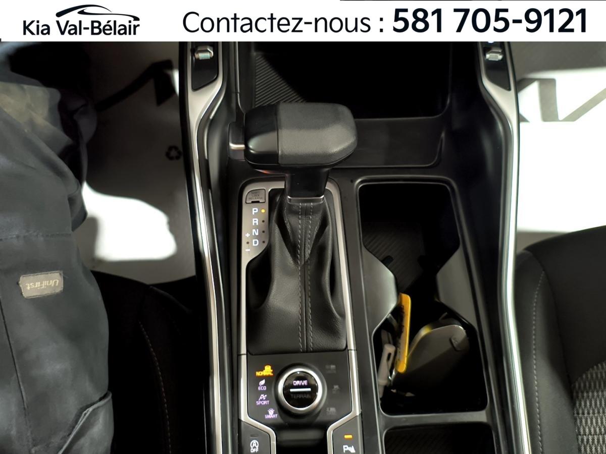 2025 Kia Sorento - Image 11