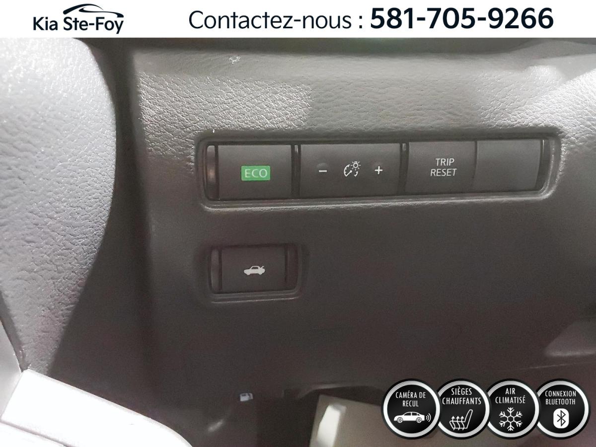 2025 Nissan Sentra - Image 14