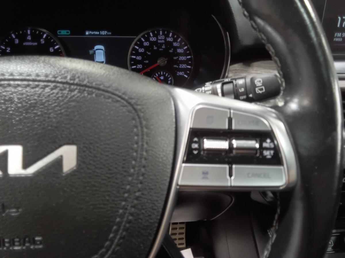 2022 Kia Telluride - Image 16