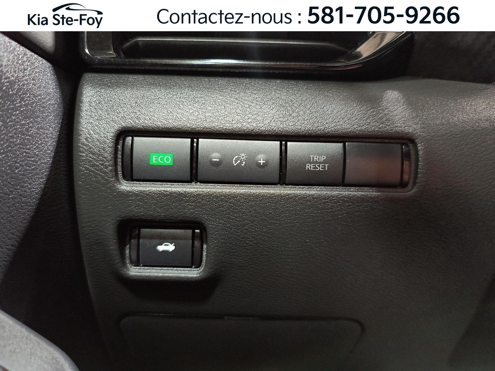 2022 Nissan Sentra - Image 23