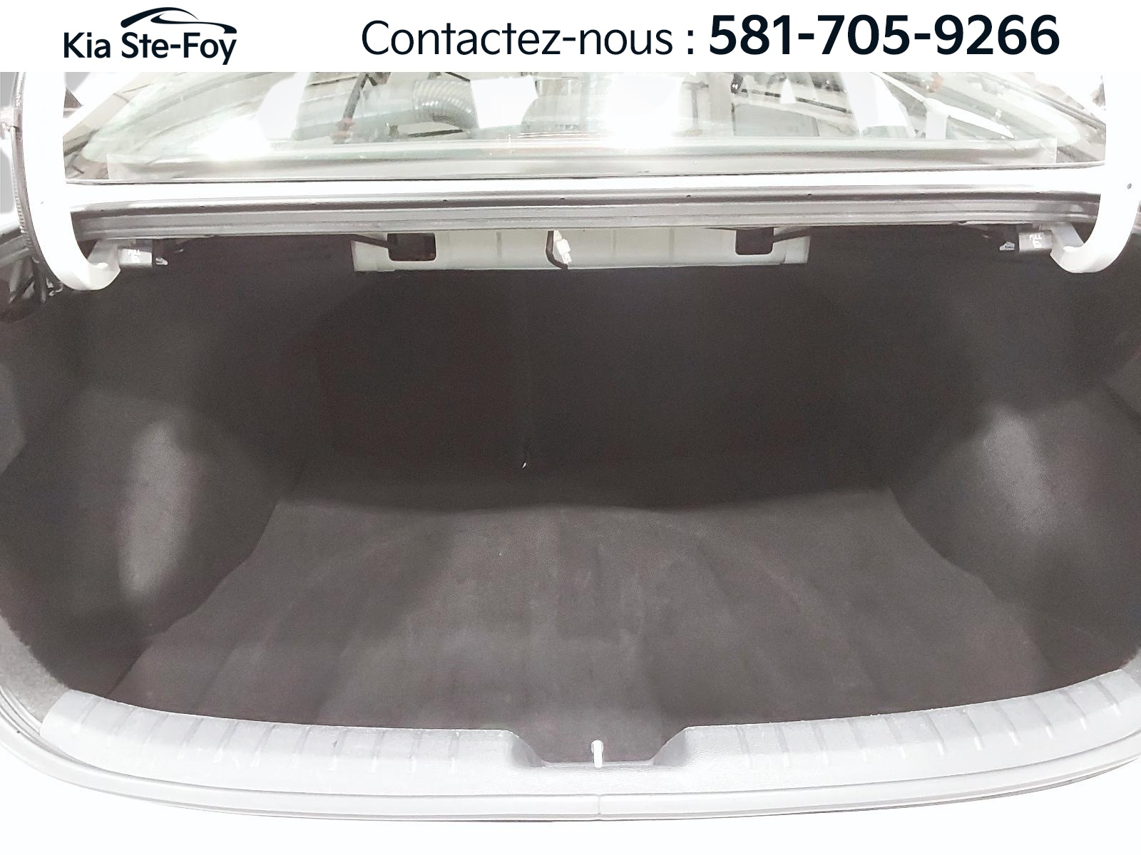 2023 Kia Forte - Image 8