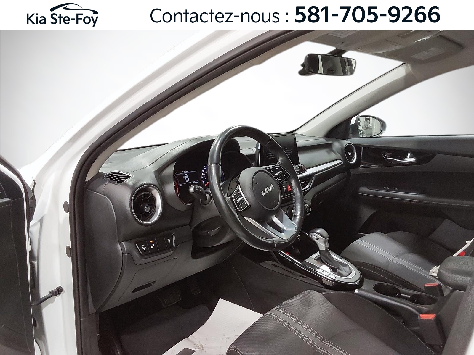 2023 Kia Forte - Image 12