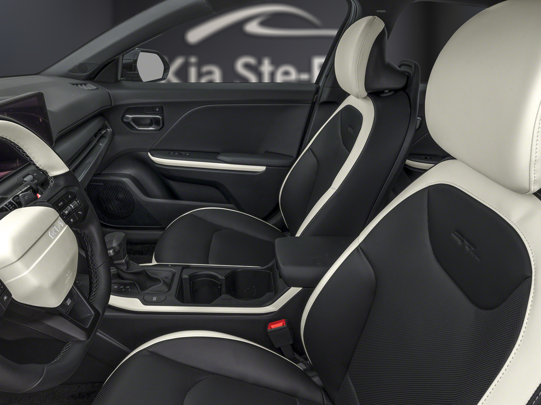 2025 Kia K4 - Image 5