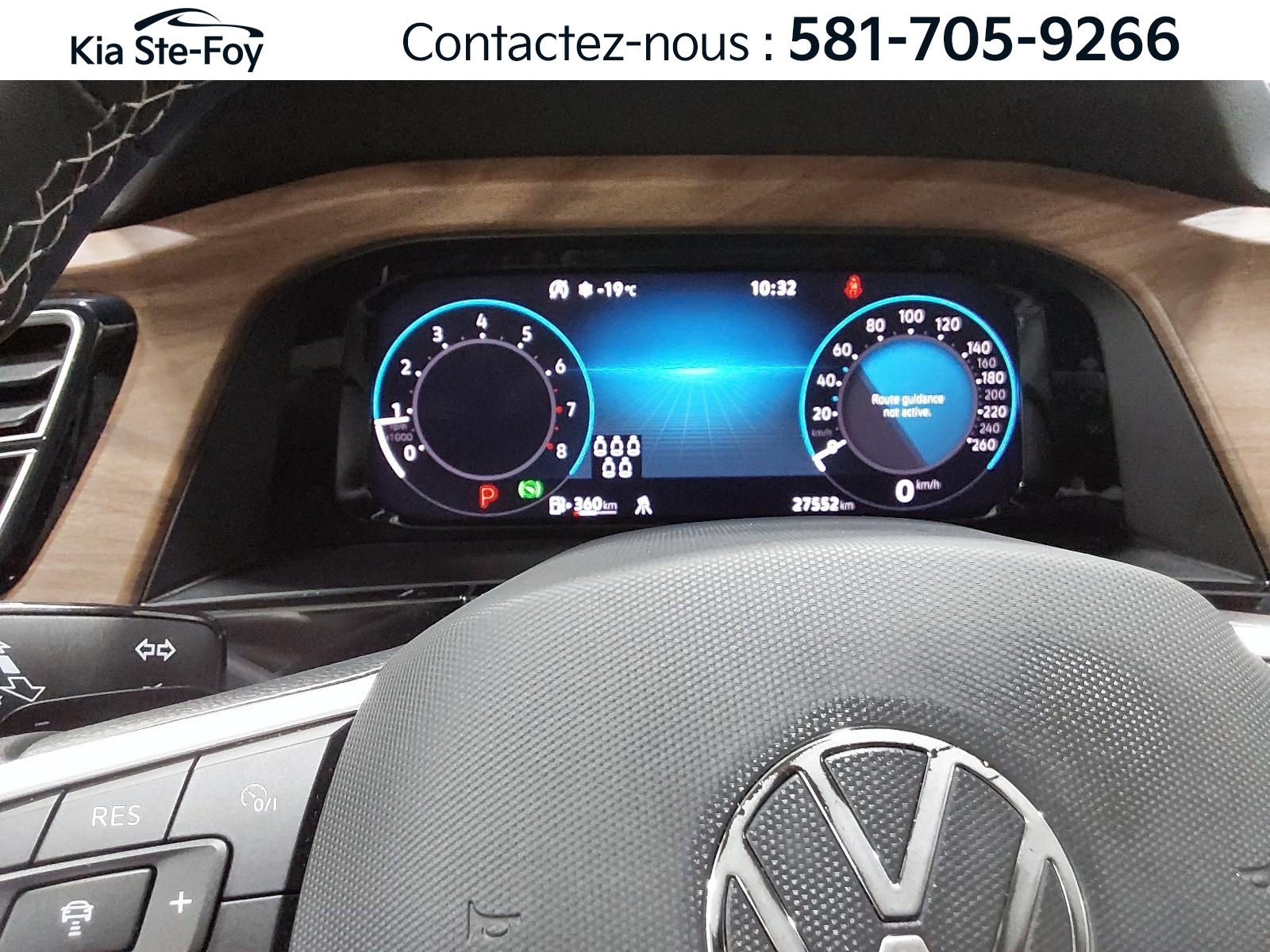 2025 Volkswagen Atlas - Image 13