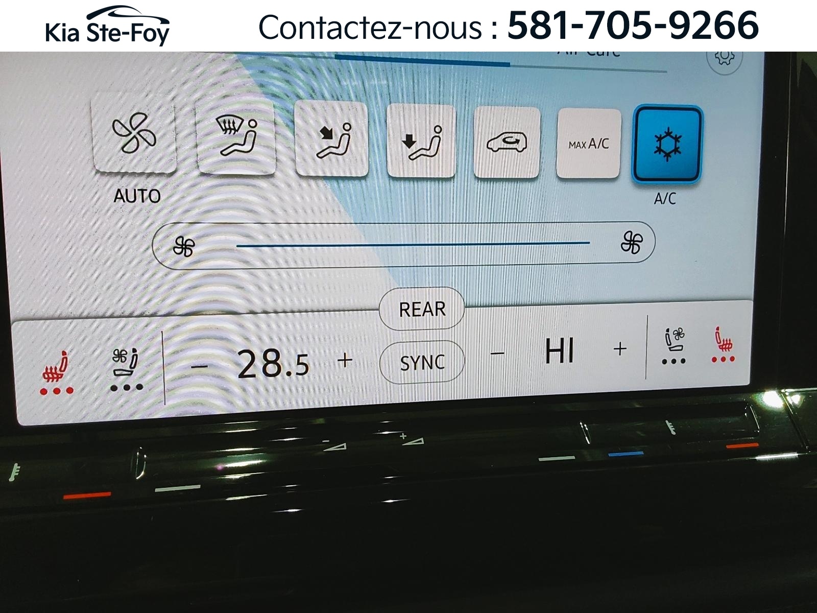 2025 Volkswagen Atlas - Image 23