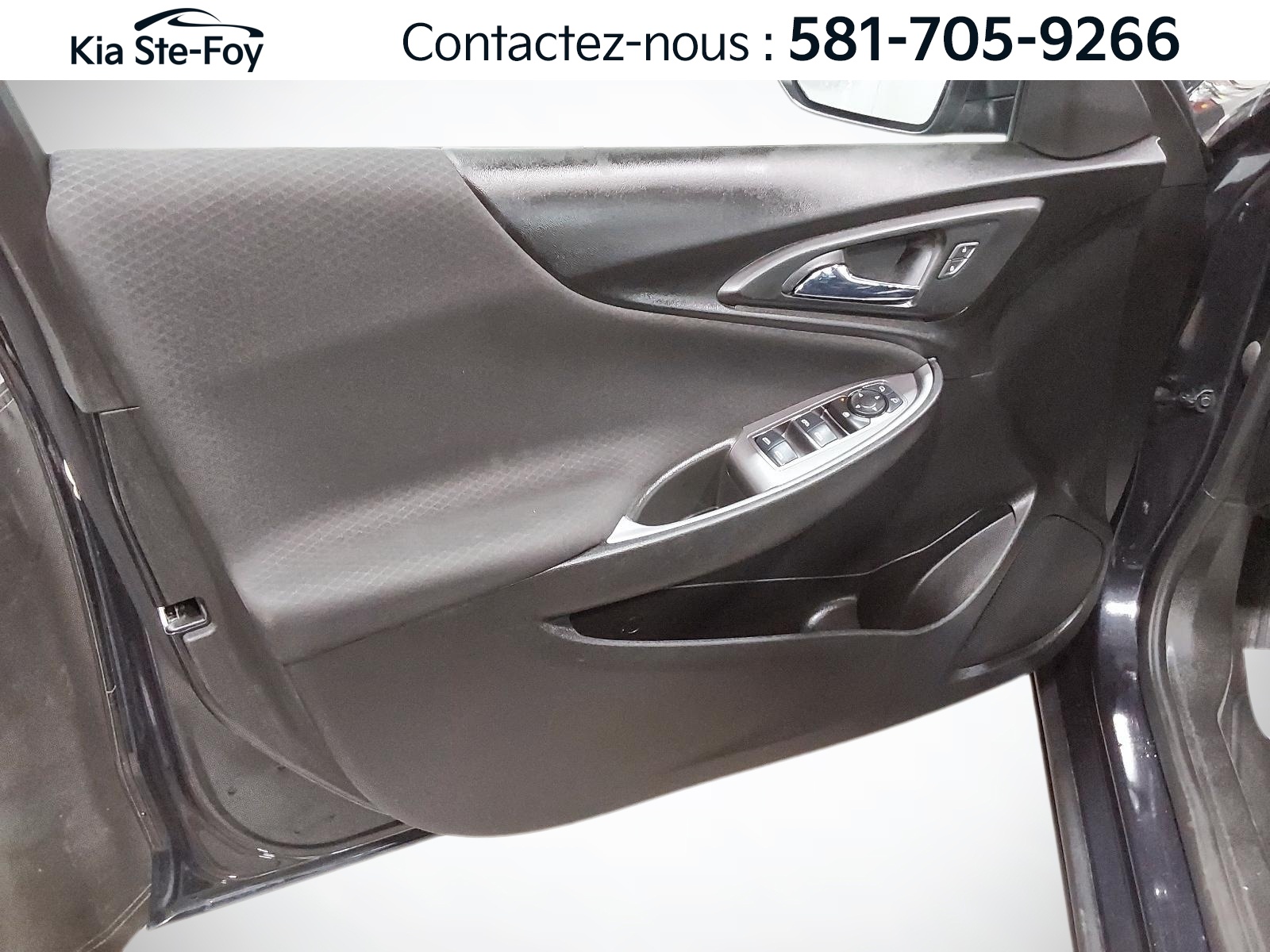 2022 Chevrolet Malibu - Image 15