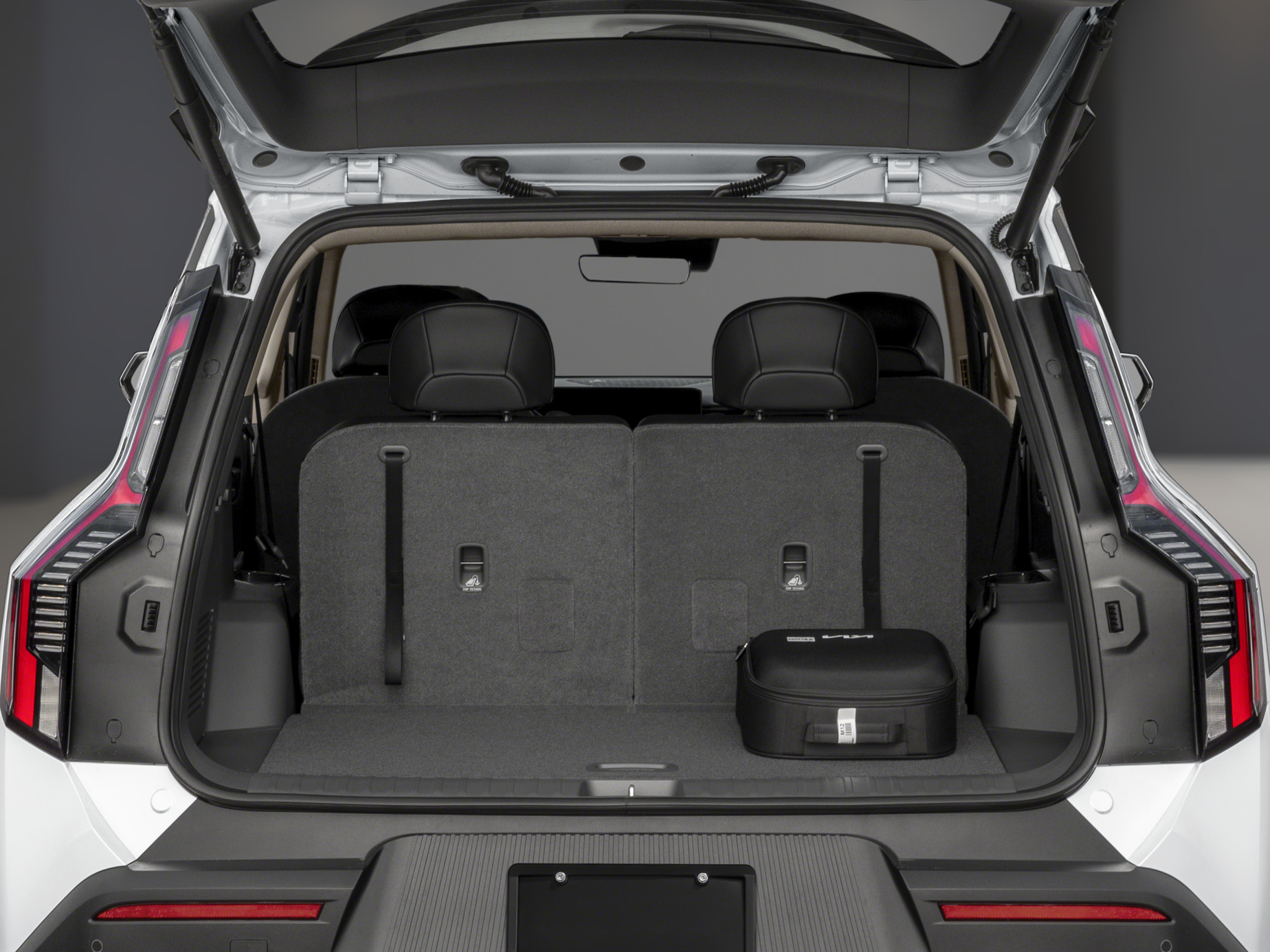 2026 Kia EV9 - Image 7