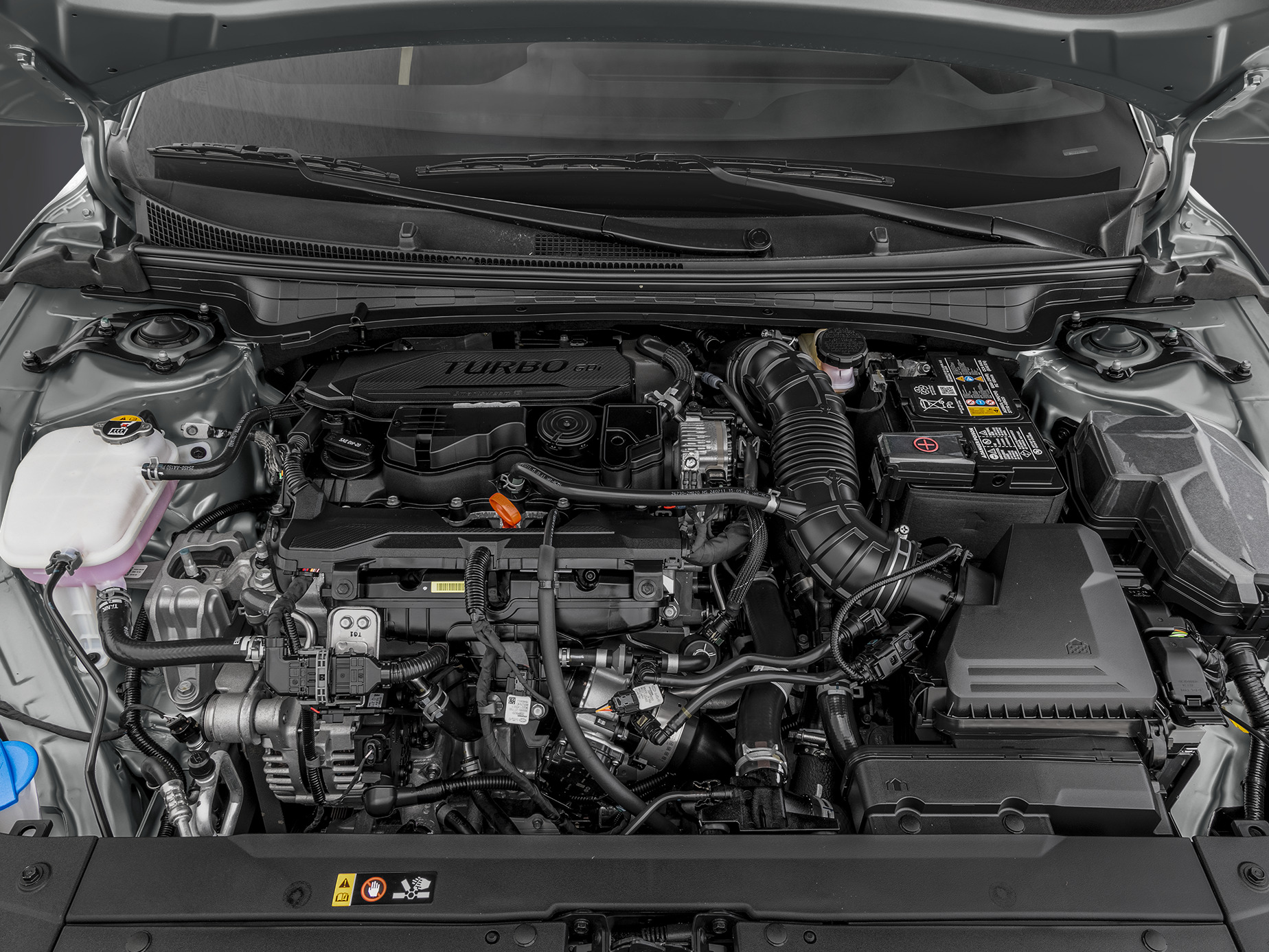 2025 Kia K4 - Image 8