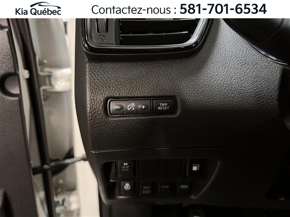 2020 Nissan Rogue - Image 20