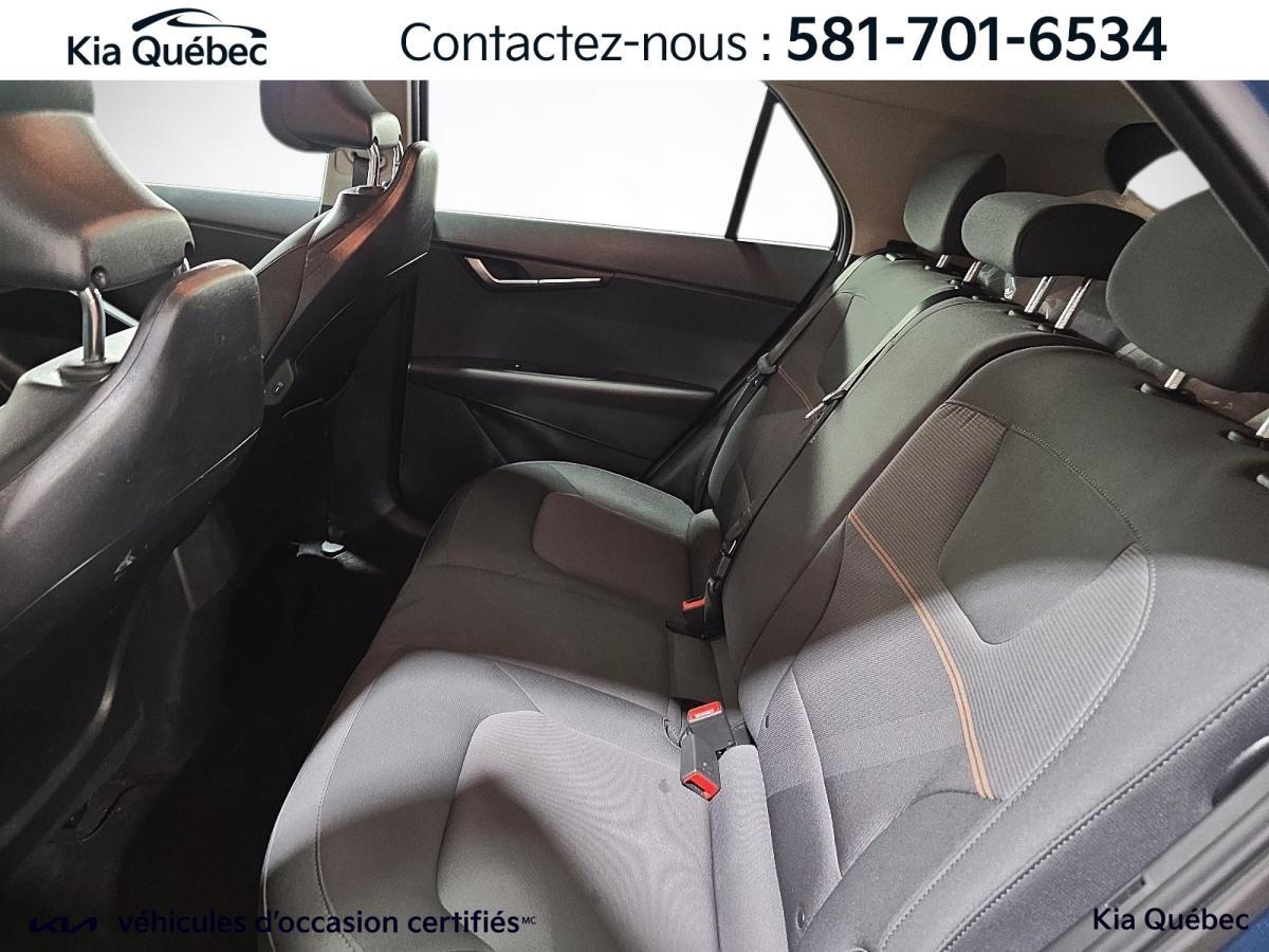 2025 Kia Niro - Image 24