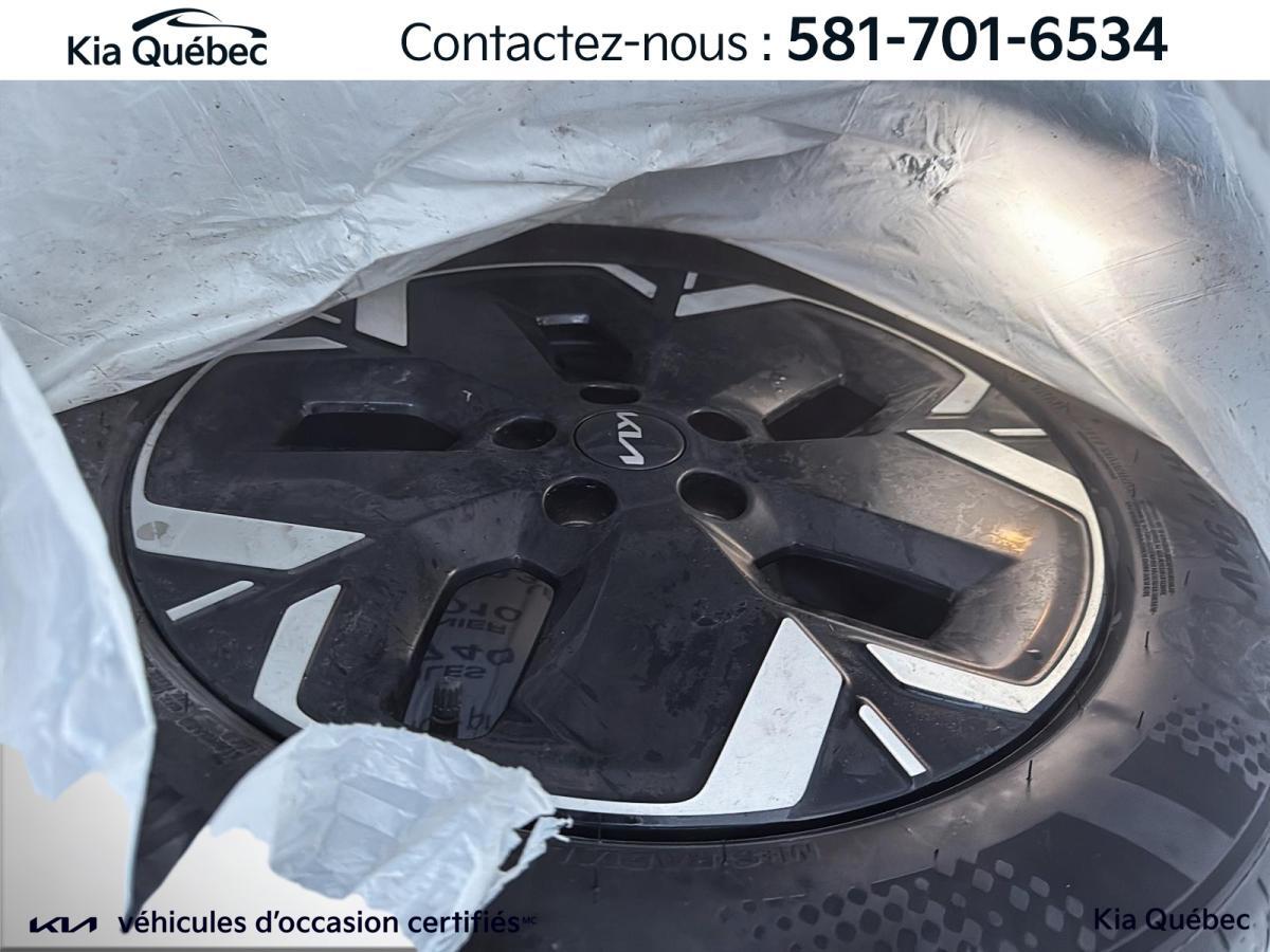 2023 Kia Niro - Image 6