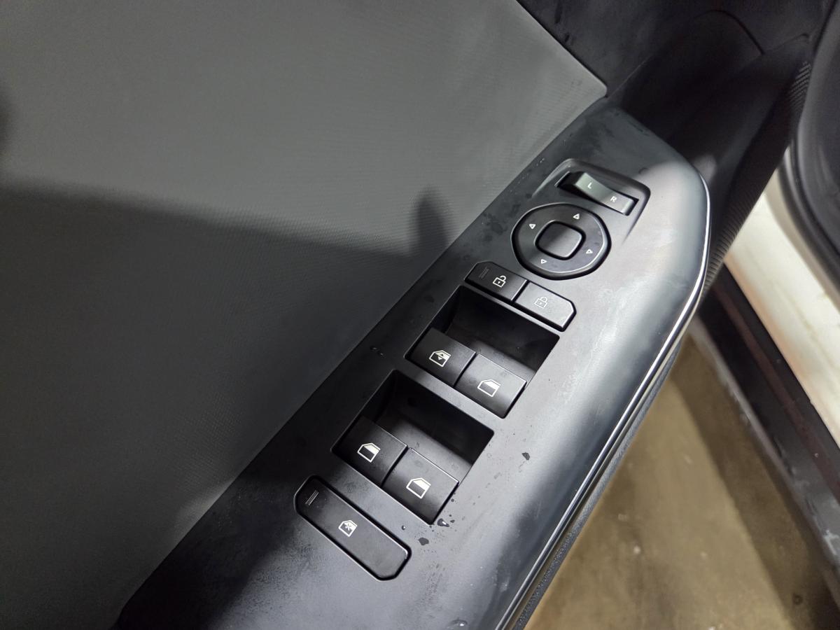 2025 Kia K4 - Image 10