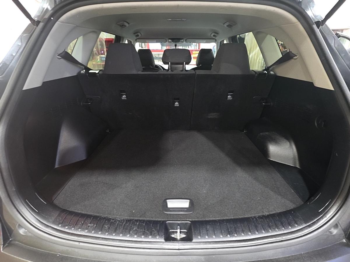 2023 Kia Seltos - Image 9