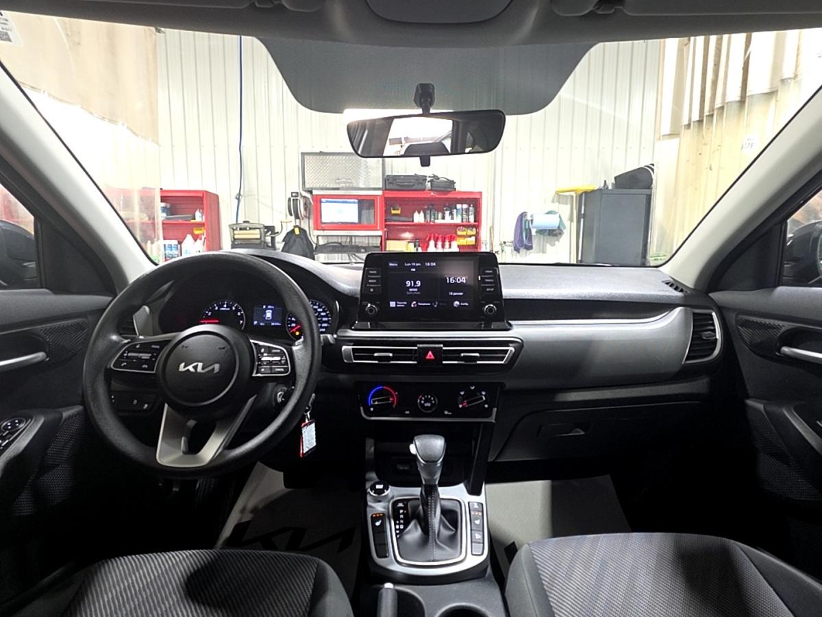 2023 Kia Seltos - Image 22