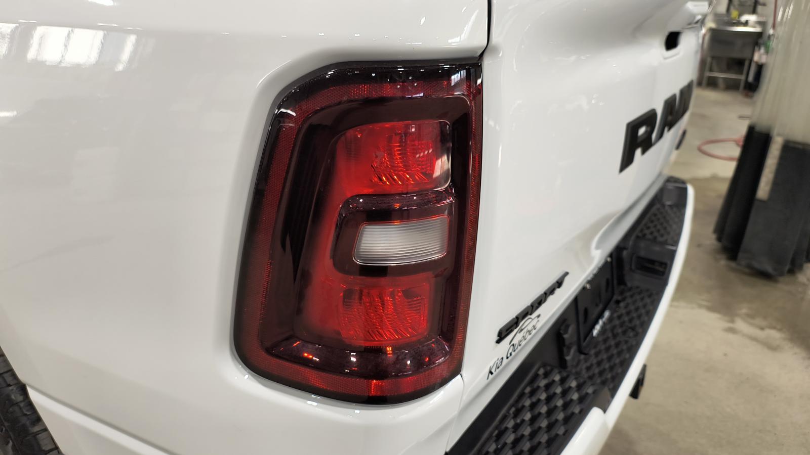 2025 RAM 1500 - Image 12