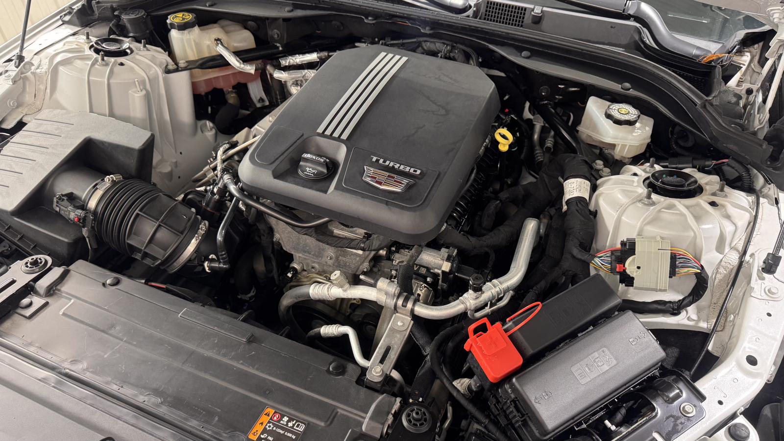 2022 Cadillac CT5 - Image 9