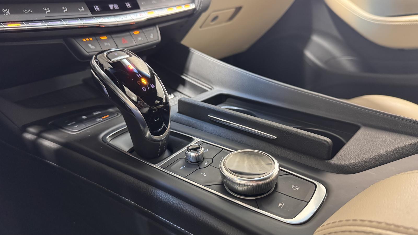 2022 Cadillac CT5 - Image 32