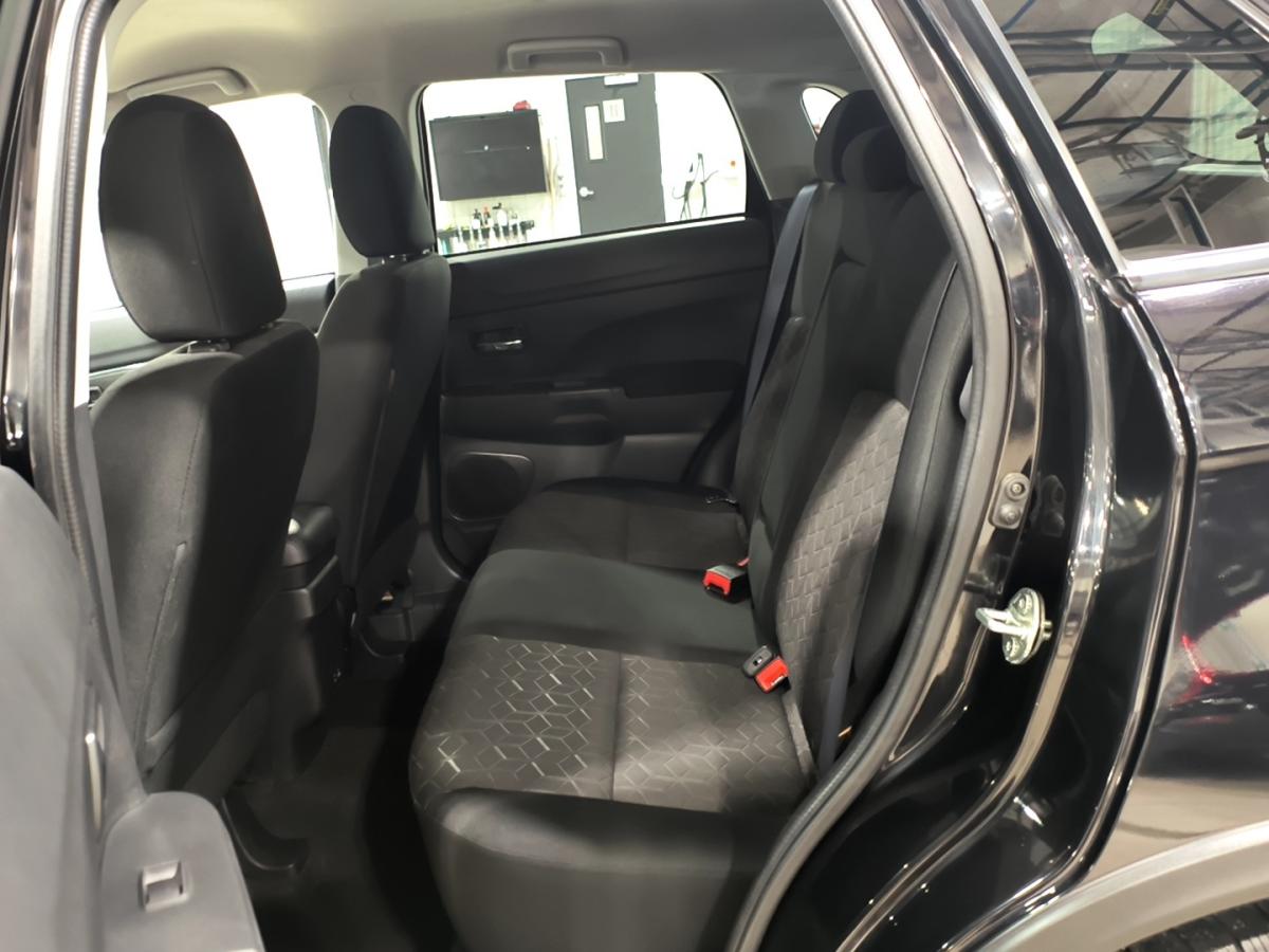 2024 Mitsubishi RVR - Image 24