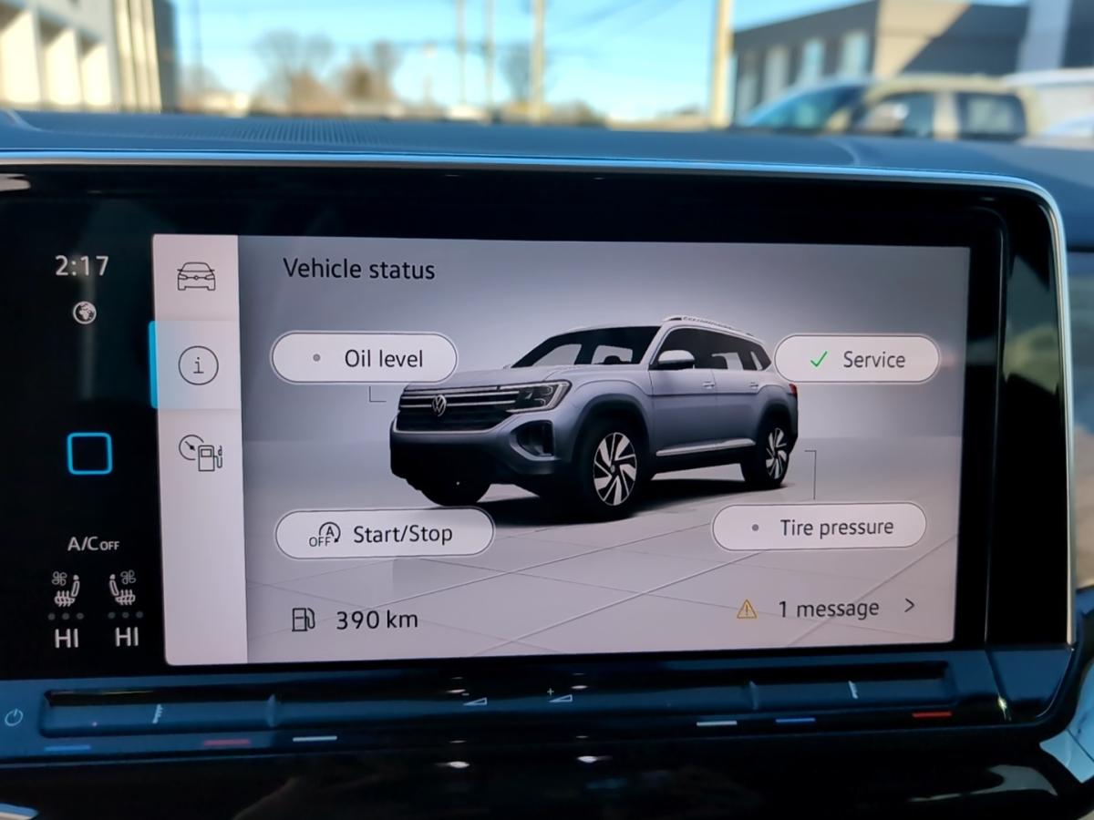 2024 Volkswagen Atlas - Image 31