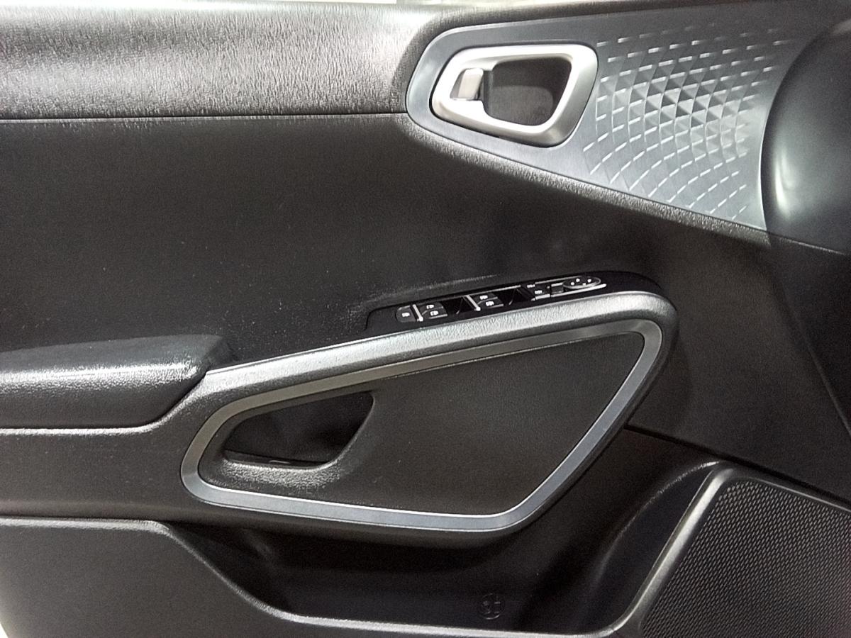 2022 Kia Soul - Image 19