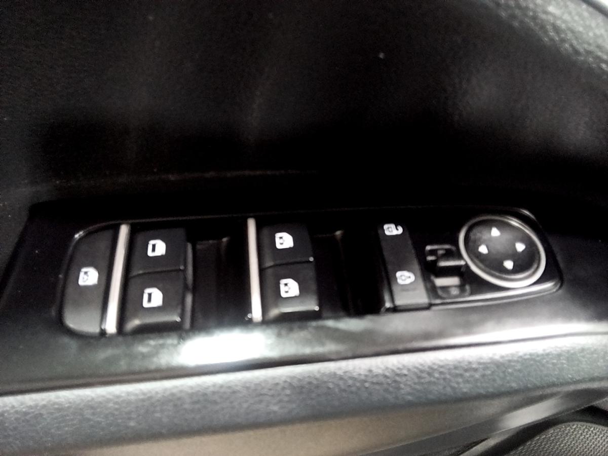 2022 Kia Soul - Image 26