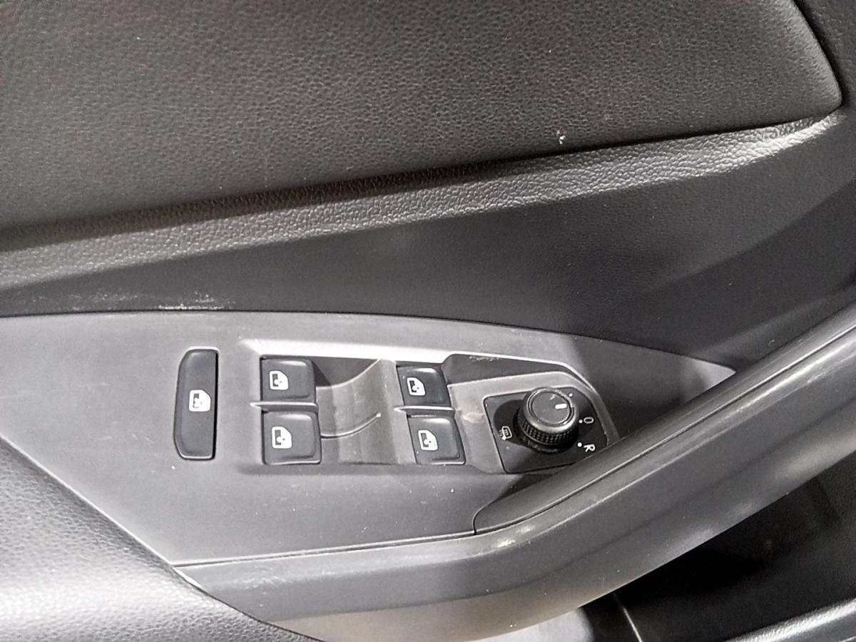 2020 Volkswagen Jetta - Image 26