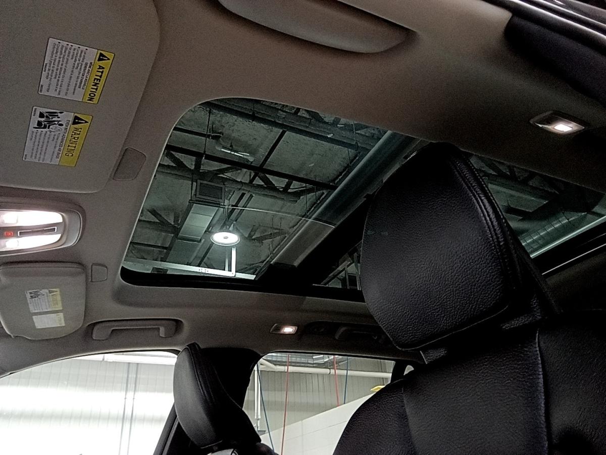 2023 Volvo XC90 - Image 34