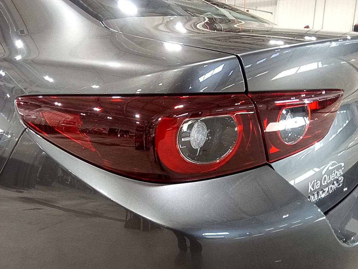 2025 Mazda Mazda3 - Image 12