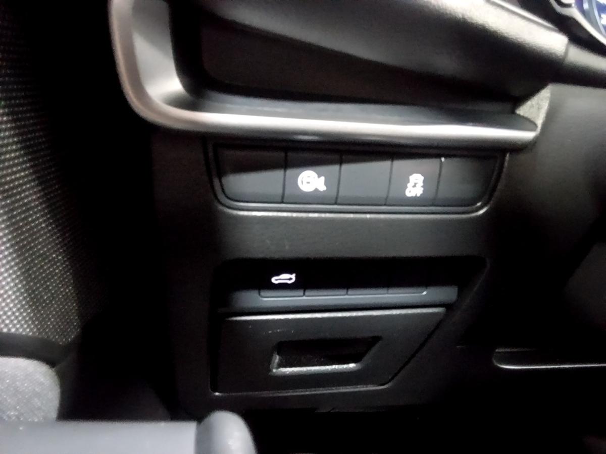 2025 Mazda Mazda3 - Image 26