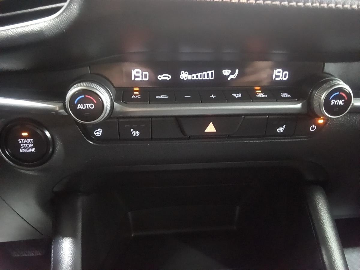 2025 Mazda Mazda3 - Image 27