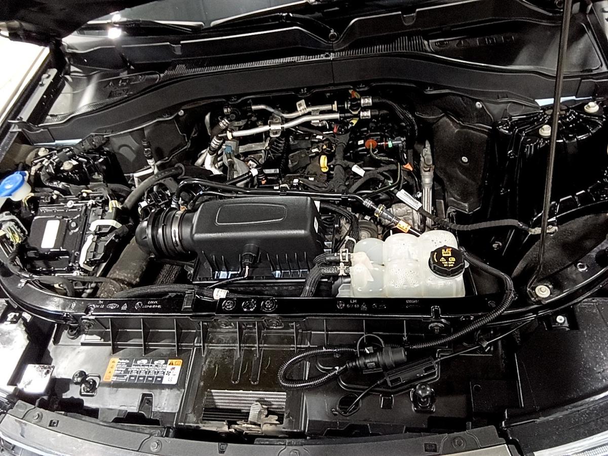 2022 Ford Explorer - Image 8