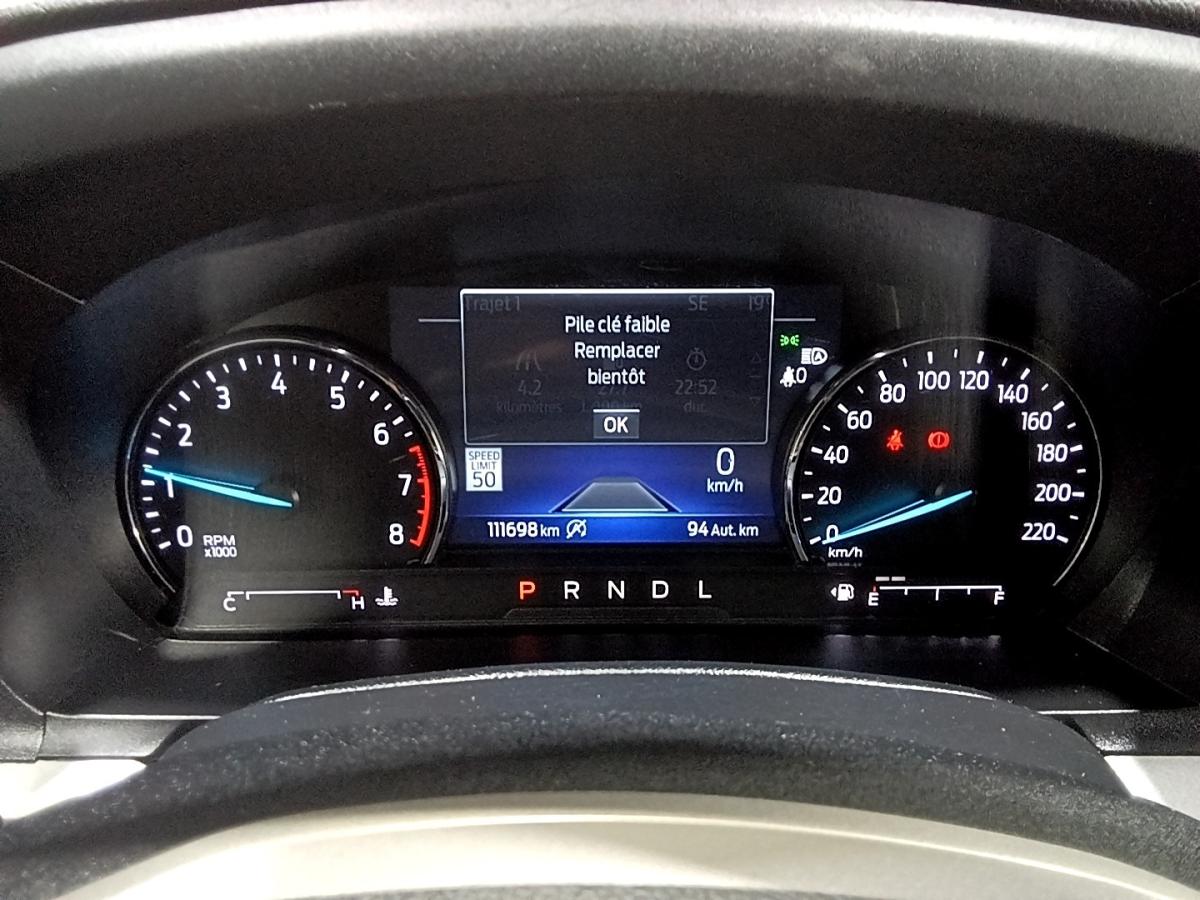 2022 Ford Explorer - Image 18